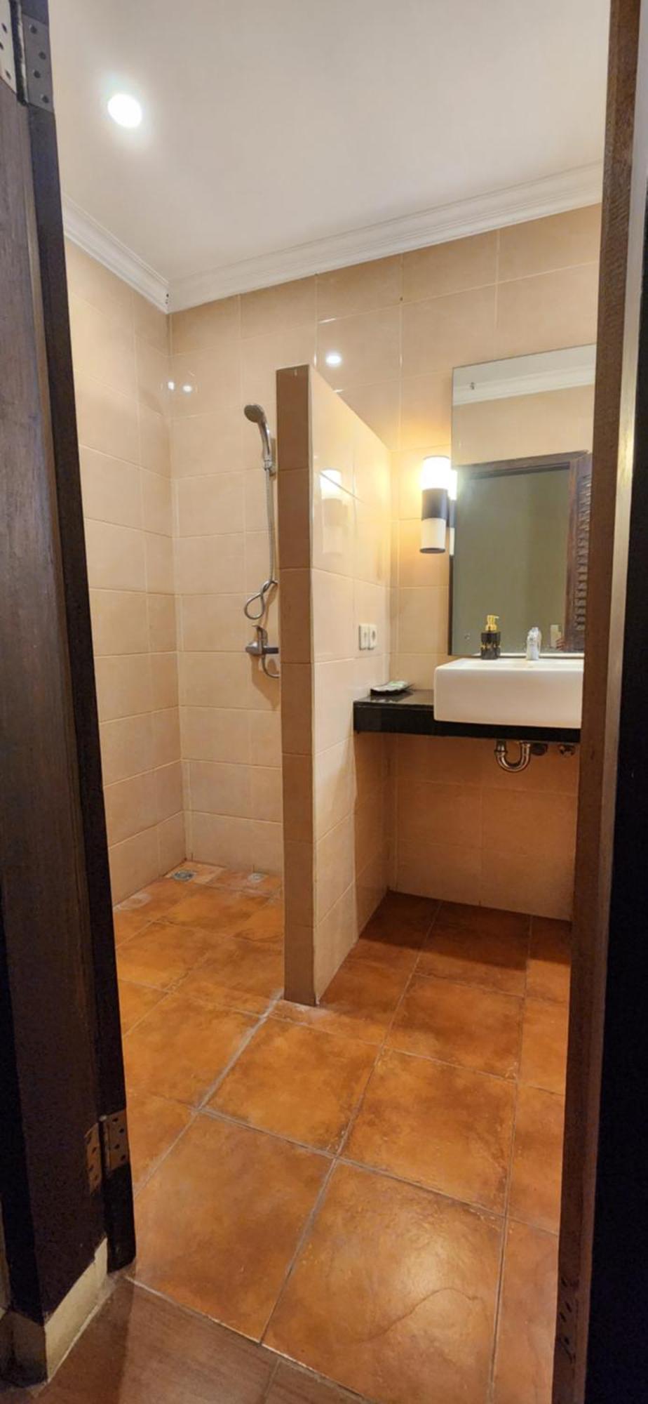 Dalia Budget Hotel Senggigi Exteriér fotografie
